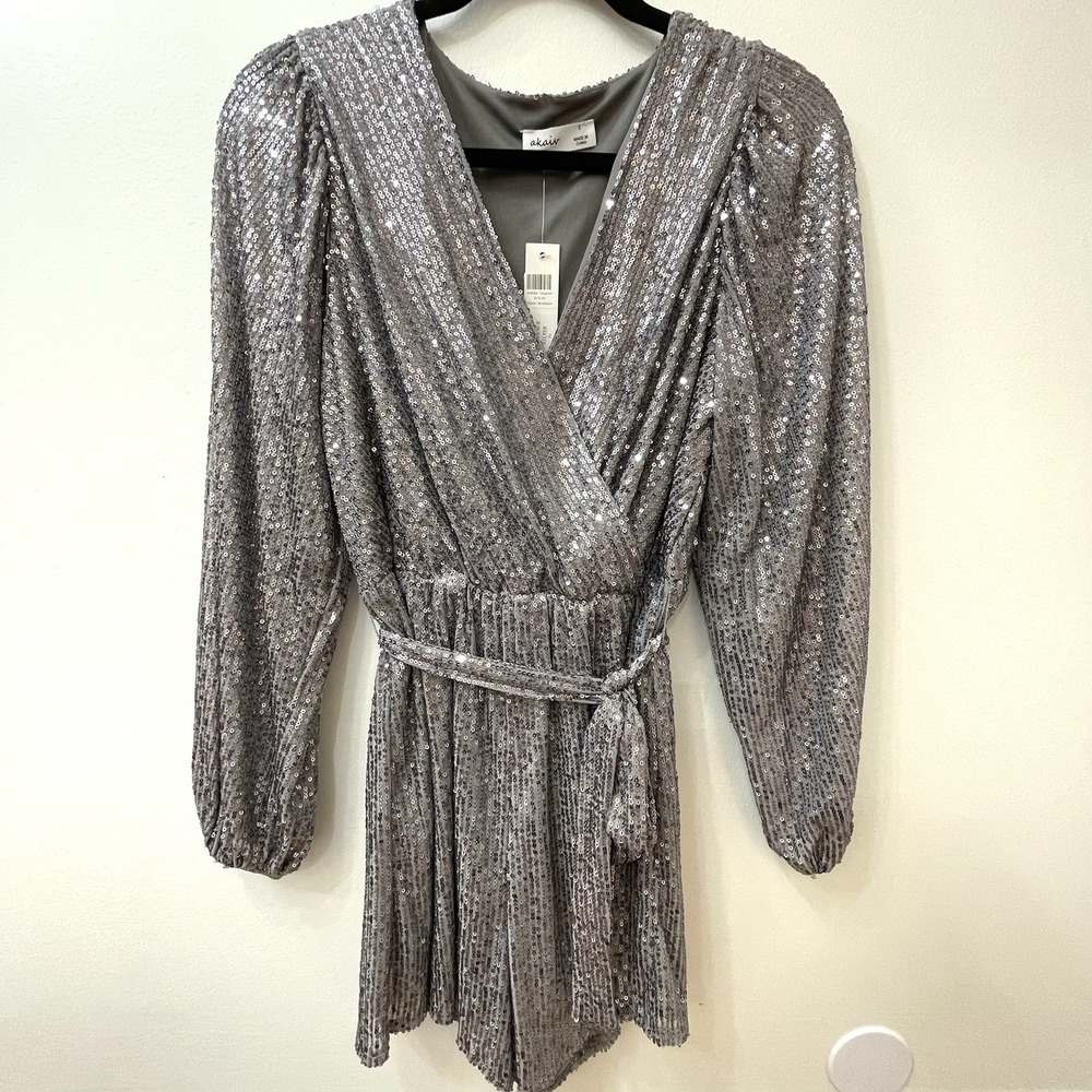 Women's NWT Akaiv Silver Sequin Long Sleeve Romper‎ Size S MSRP $69